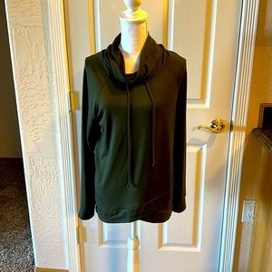 Hunter green staccato pullover